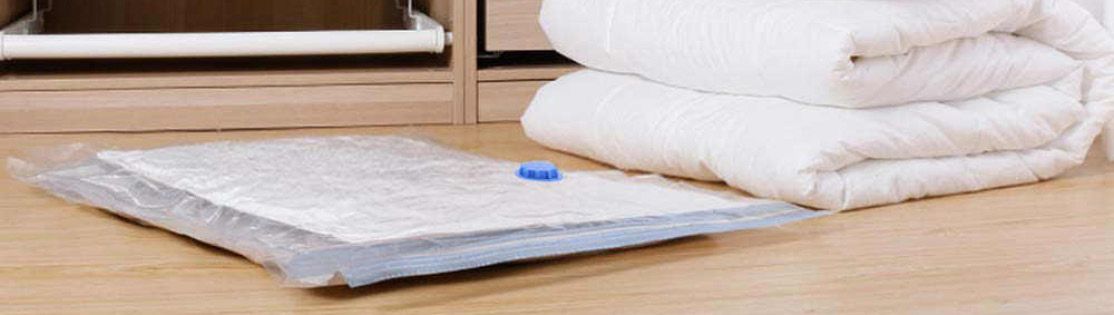 Store quilts in vacuum storage bags